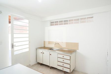Cozinha de casa para alugar com 1 quarto, 50m² em Santa Maria, São Caetano do Sul