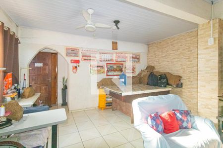Sala/Casa dos fundos de casa à venda com 5 quartos, 275m² em Estância Velha, Canoas