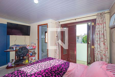 Suíte/Casa dos fundos de casa à venda com 5 quartos, 275m² em Estância Velha, Canoas