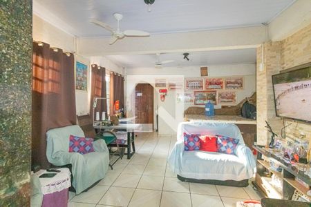 Sala/Casa dos fundos de casa à venda com 5 quartos, 275m² em Estância Velha, Canoas