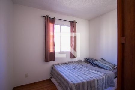 Quarto 2 de apartamento para alugar com 2 quartos, 48m² em Maria Paula, São Gonçalo