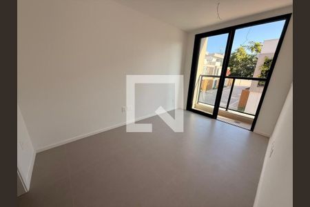 Casa à venda com 5 quartos, 380m² em Barra da Tijuca, Rio de Janeiro