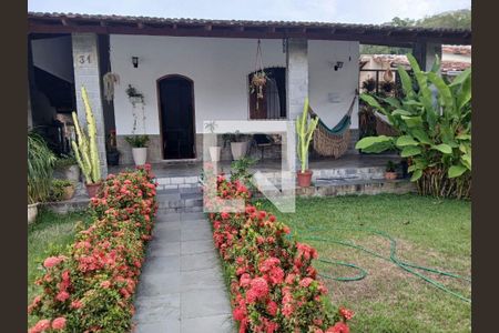 Casa à venda com 3 quartos, 263m² em Itaipu, Niterói