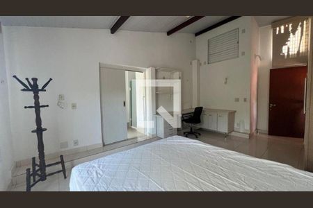 Casa à venda com 3 quartos, 258m² em Camboinhas, Niterói