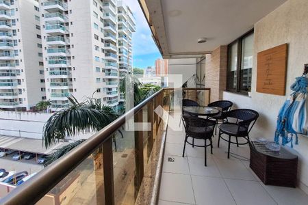 Sala de apartamento à venda com 3 quartos, 129m² em Icaraí, Niterói