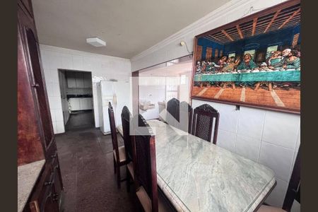 Casa à venda com 10 quartos, 500m² em Concórdia, Belo Horizonte
