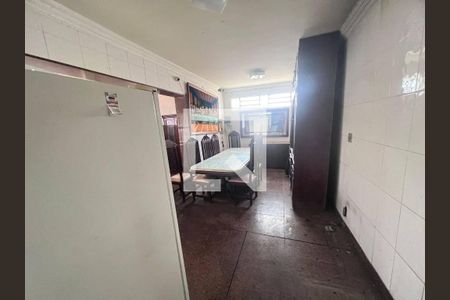 Casa à venda com 10 quartos, 500m² em Concórdia, Belo Horizonte