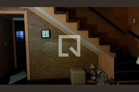 Casa à venda com 2 quartos, 160m² em Jardim Regis, São Paulo