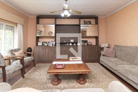 Casa para alugar com 4 quartos, 249m² em Rio Branco, Porto Alegre