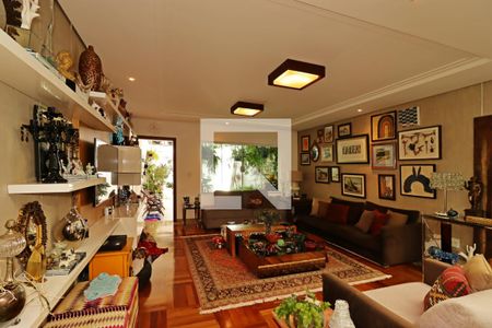 Sala de casa à venda com 3 quartos, 175m² em Vila Scarpelli, Santo André