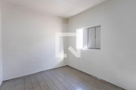 Casa 1 - quarto  de casa para alugar com 2 quartos, 75m² em Taboão, Diadema