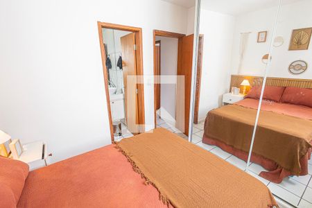 Quarto 1/ suite de apartamento para alugar com 2 quartos, 68m² em Ouro Preto, Belo Horizonte