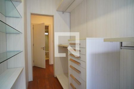 Closet  de apartamento à venda com 2 quartos, 96m² em Bela Vista, Porto Alegre
