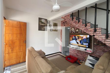 Sala de casa à venda com 2 quartos, 125m² em Parque Tomas Saraiva, São Paulo