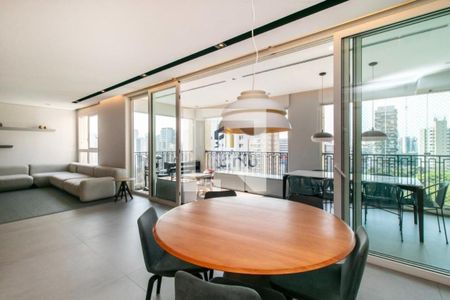 Apartamento à venda com 3 quartos, 217m² em Vila Olímpia, São Paulo