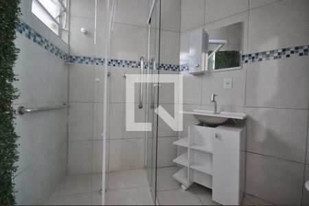 Banheiro do Quarto Suíte de casa para alugar com 2 quartos, 145m² em Vila Gustavo, São Paulo