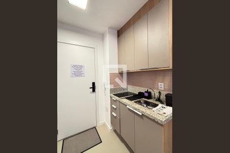 Sala/Cozinha de apartamento para alugar com 1 quarto, 26m² em Vila Nova Conceição, São Paulo