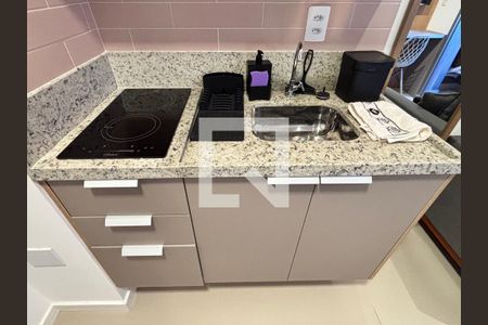 Sala/Cozinha de apartamento para alugar com 1 quarto, 26m² em Vila Nova Conceição, São Paulo
