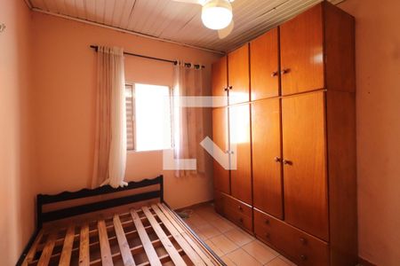 Quarto 2 de casa para alugar com 2 quartos, 45m² em Vila Santa Isabel, São Paulo