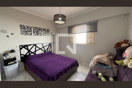 Quarto 1 de casa à venda com 2 quartos, 195m² em Jardim das Maravilhas, Santo André