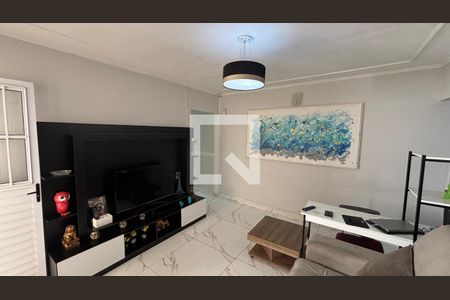 Sala de casa à venda com 2 quartos, 195m² em Jardim das Maravilhas, Santo André
