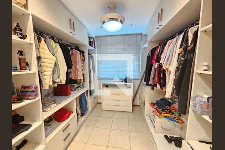 Apartamento à venda com 4 quartos, 137m² em Ingá, Niterói