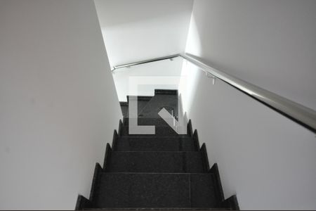 Sala - Escada de casa à venda com 3 quartos, 120m² em Vila Mazzei, São Paulo