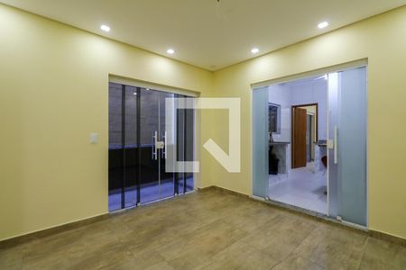 Sala de casa para alugar com 2 quartos, 140m² em Oswaldo Cruz, São Caetano do Sul