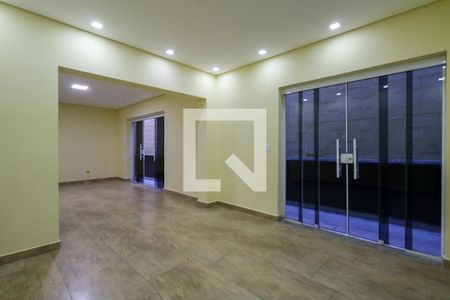 Sala de casa para alugar com 2 quartos, 140m² em Oswaldo Cruz, São Caetano do Sul