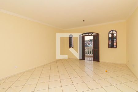 Sala de casa para alugar com 2 quartos, 250m² em Jardim Centenario, São Paulo