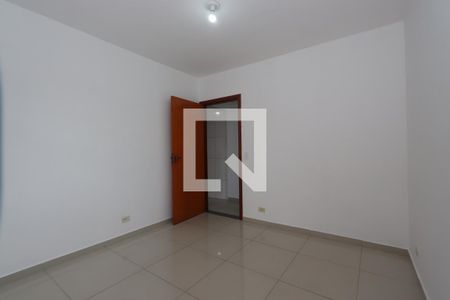 Quarto 2 de casa para alugar com 2 quartos, 120m² em Vila California, São Paulo