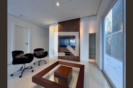 Sala de casa de condomínio à venda com 4 quartos, 290m² em Vargem Grande, Rio de Janeiro