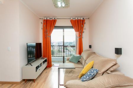 Sala  de apartamento à venda com 2 quartos, 56m² em Itaquera, São Paulo