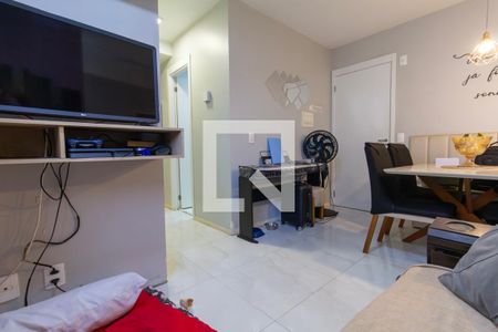 Sala de apartamento para alugar com 2 quartos, 42m² em Guaiauna, São Paulo