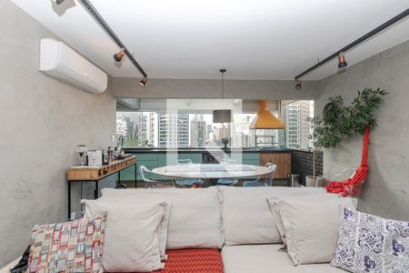 Sala/ Cozinha de apartamento à venda com 1 quarto, 63m² em Itaim Bibi, São Paulo
