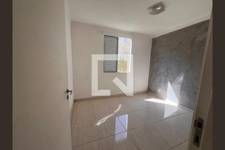Quarto de apartamento para alugar com 2 quartos, 44m² em Vila Marieta, Campinas