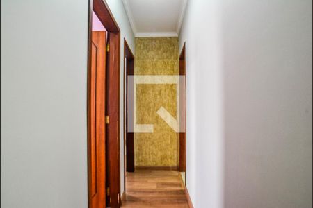 Corredor de apartamento à venda com 2 quartos, 62m² em Jardim Utinga, Santo André