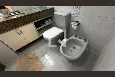 Banheiro de apartamento para alugar com 1 quarto, 72m² em Barra da Tijuca, Rio de Janeiro