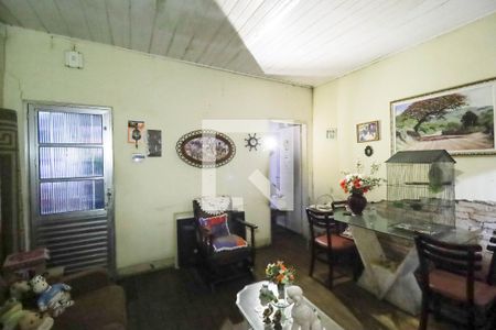 Casa à venda com 3 quartos, 90m² em Vila Medeiros, São Paulo