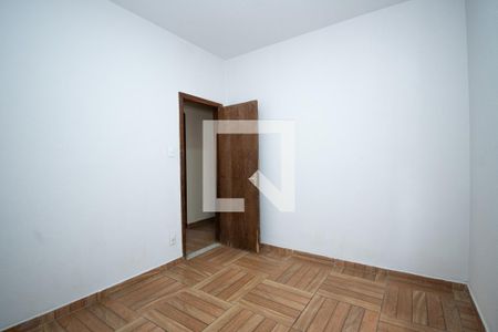 Quarto 2 de casa à venda com 3 quartos, 207m² em Arvoredo, Contagem