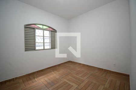 Quarto 2 de casa à venda com 3 quartos, 207m² em Arvoredo, Contagem