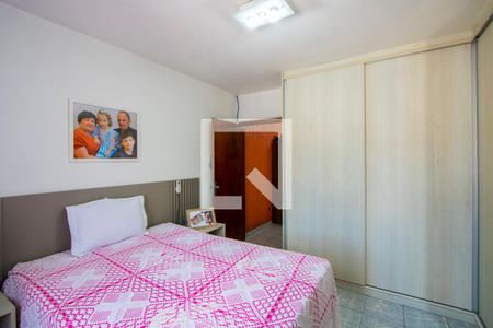 Quarto 1 de casa à venda com 3 quartos, 106m² em Jardim Santo André, Santo André