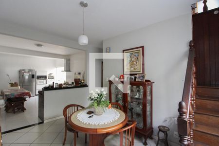 Sala 2 de casa à venda com 5 quartos, 400m² em Liberdade, Belo Horizonte