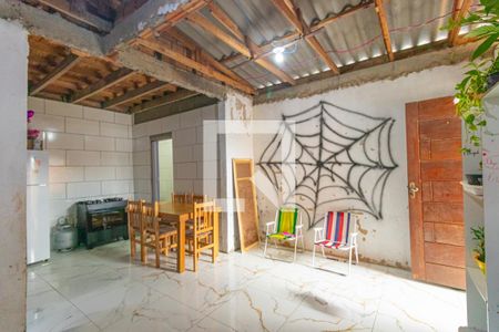 Sala de casa à venda com 3 quartos, 72m² em Harmonia, Canoas