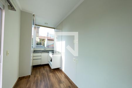 Sala_Cozinha de casa para alugar com 1 quarto, 11m² em Vila Boa Vista, Barueri
