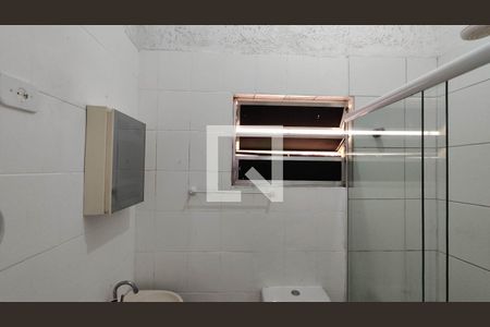 Banheiro de casa para alugar com 1 quarto, 60m² em Jardim Helena, Ferraz de Vasconcelos