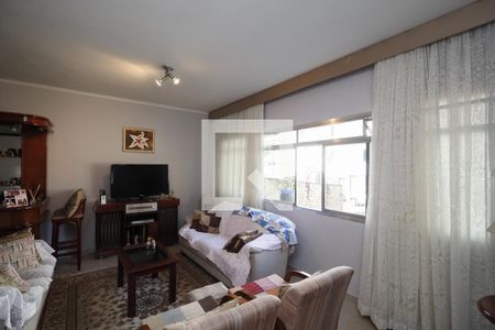 Sala  de casa à venda com 2 quartos, 492m² em Vila Maria Alta, São Paulo