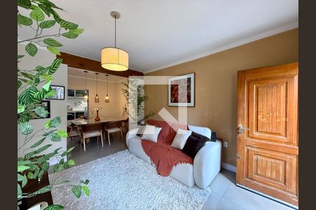 Sala de casa à venda com 2 quartos, 150m² em Campo Belo, São Paulo