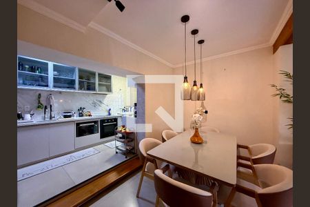 Sala de casa à venda com 2 quartos, 150m² em Campo Belo, São Paulo