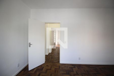 Quarto 1 de apartamento para alugar com 3 quartos, 74m² em Santa Cecília, Porto Alegre